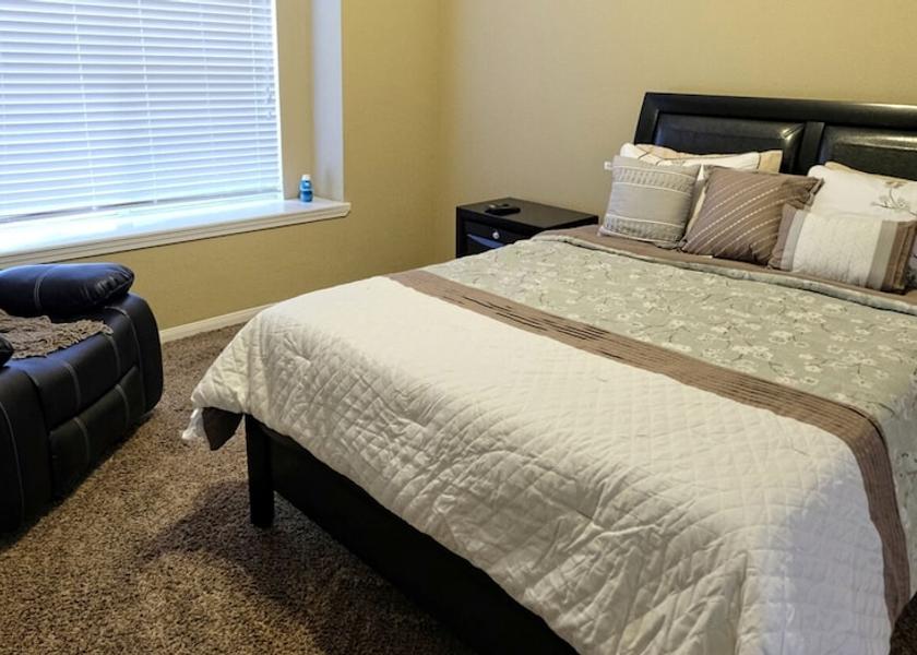 Texas Sugar Land Room