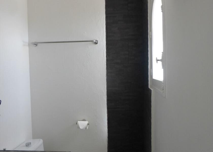 Var Sainte-Maxime Bathroom