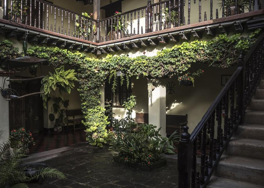 Quiche Chichicastenango Interior Entrance