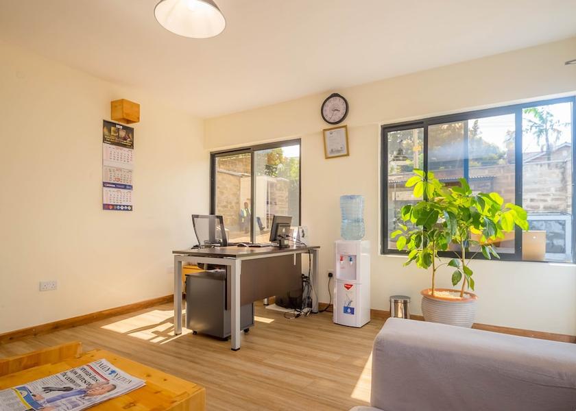  Nairobi Living Area