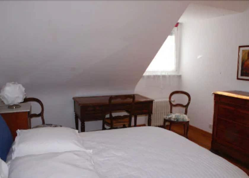 Brittany Concarneau Room