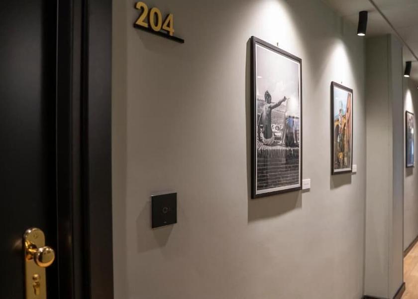 Campania Volla Hallway