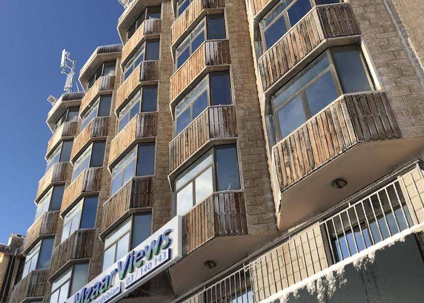  Mzaar Kfardebian Facade