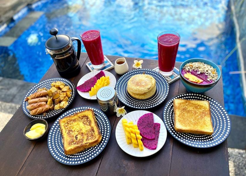  Gili Air Dining Area