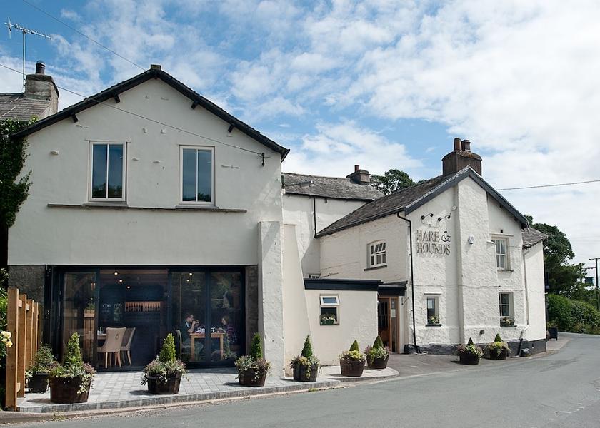 England Kendal Exterior Detail