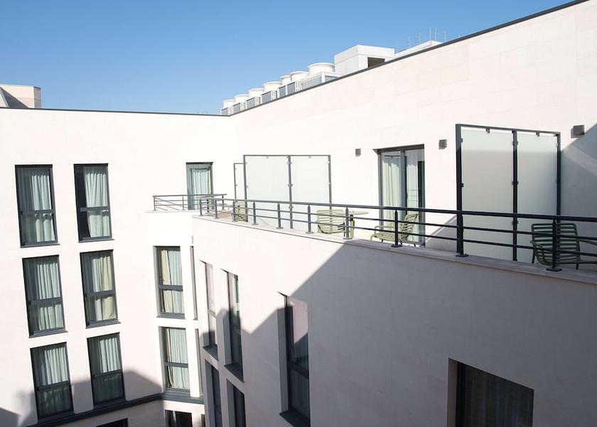 Ile-de-France Clichy Terrace