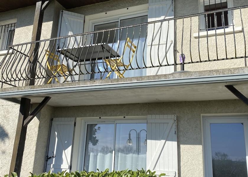 Occitanie Cazaubon Exterior Detail