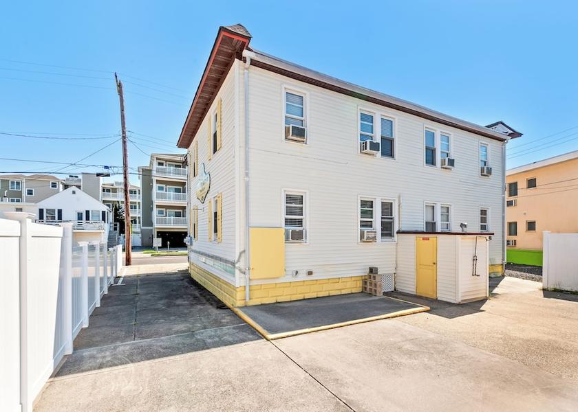 New Jersey Wildwood Crest Exterior Detail