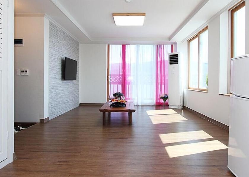 South Gyeongsang Namhae Room