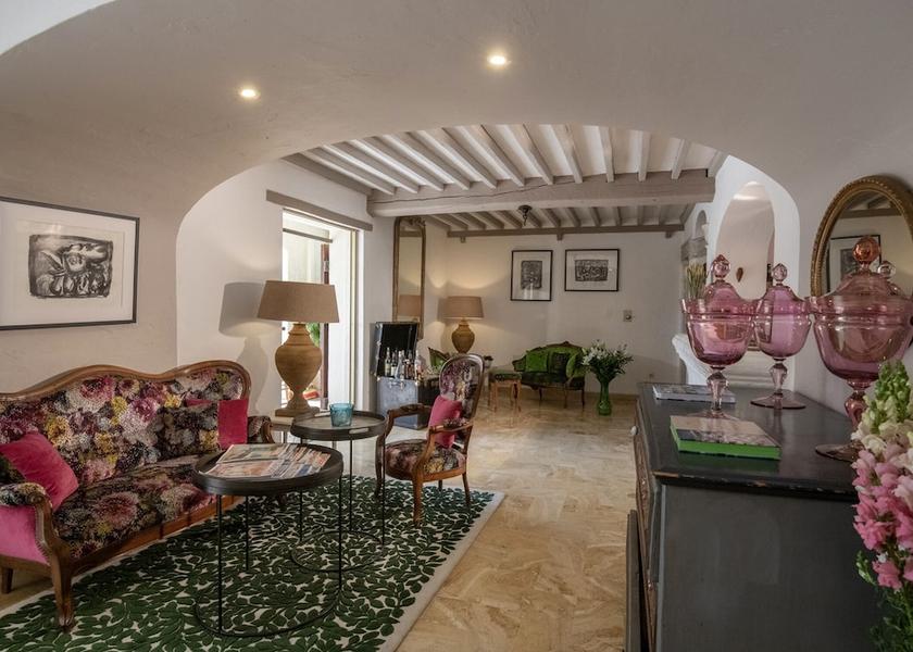 Provence - Alpes - Cote d'Azur Saint-Paul-de-Vence Reception
