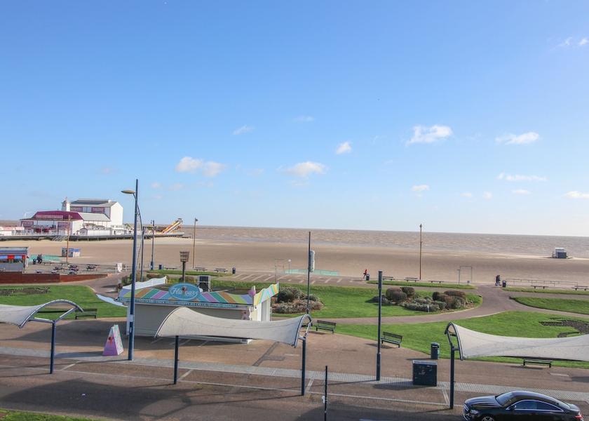 England Great Yarmouth Beach/Ocean View