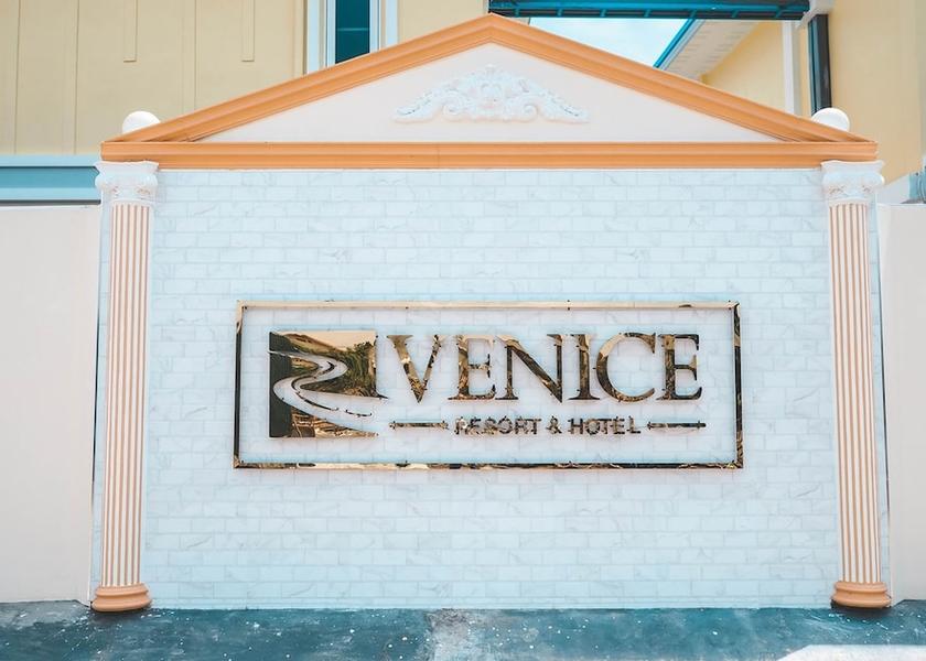 Bangkok Lam Luk Ka Primary image