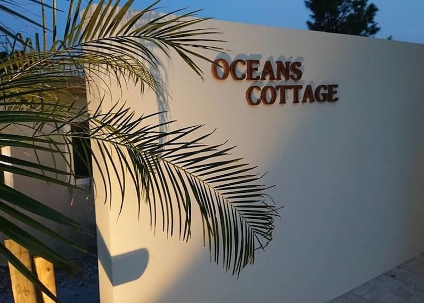 Okinawa (prefecture) Nago Exterior Detail