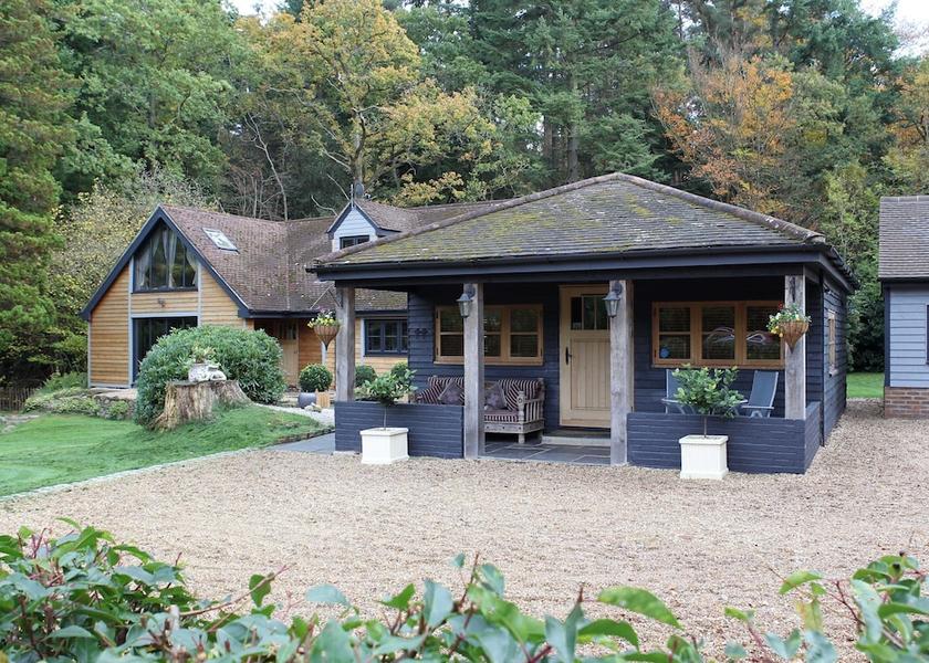 England Farnham Primary image