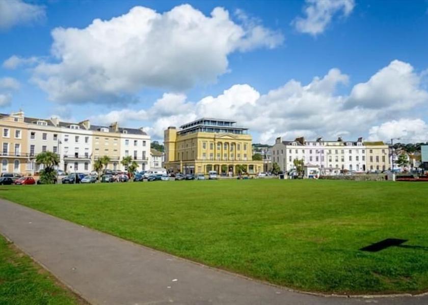 England Teignmouth Exterior Detail