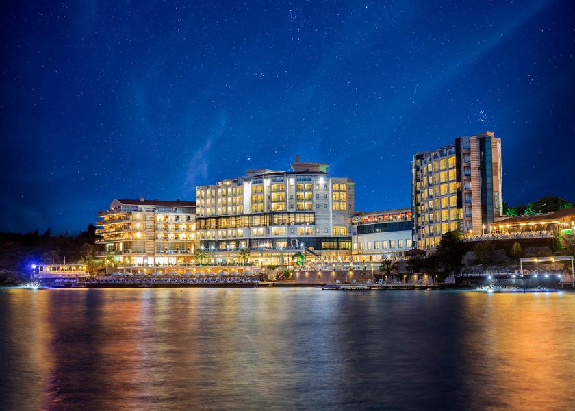 Aydin Kuşadası Hotel Exterior