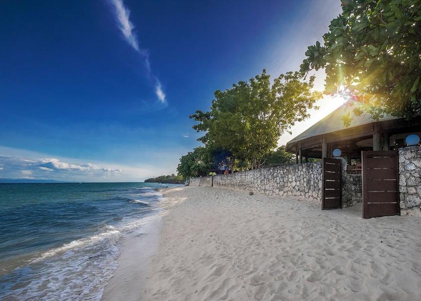 Central Visayas Moalboal Beach