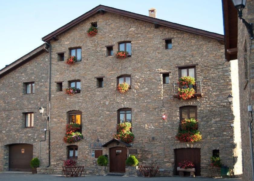 Catalonia Sort Amenity