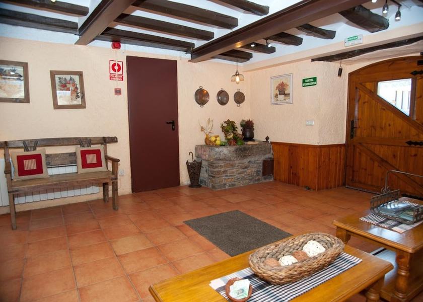 Catalonia Sort Living Area