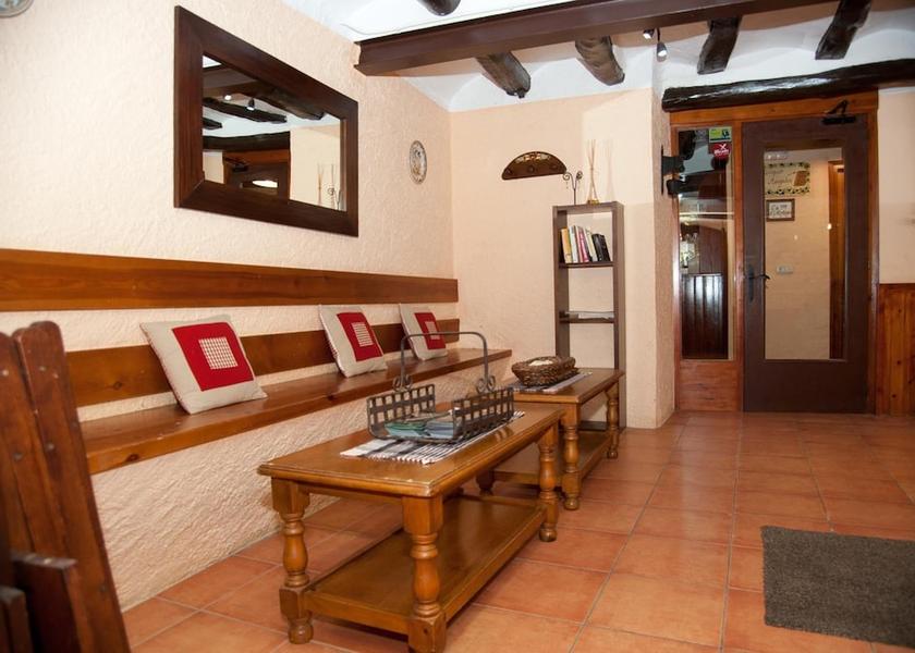 Catalonia Sort Living Area