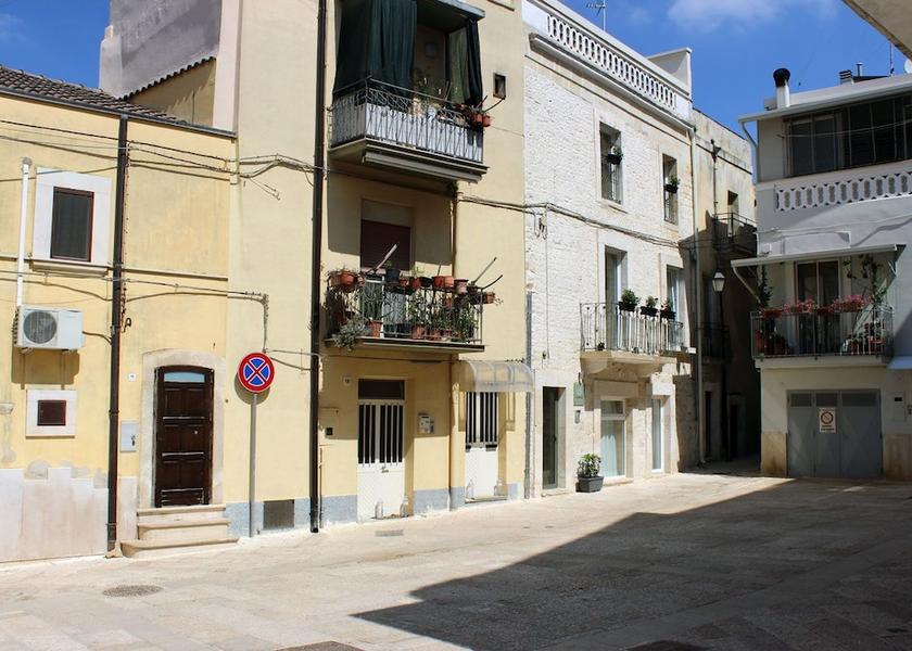 Puglia Acquaviva Delle Fonti Exterior Detail