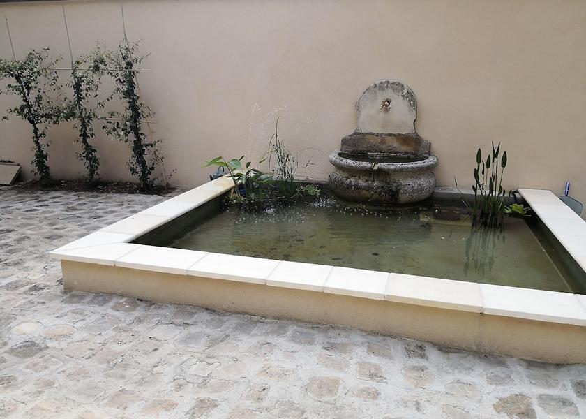 Ile-de-France L'Isle-Adam Fountain