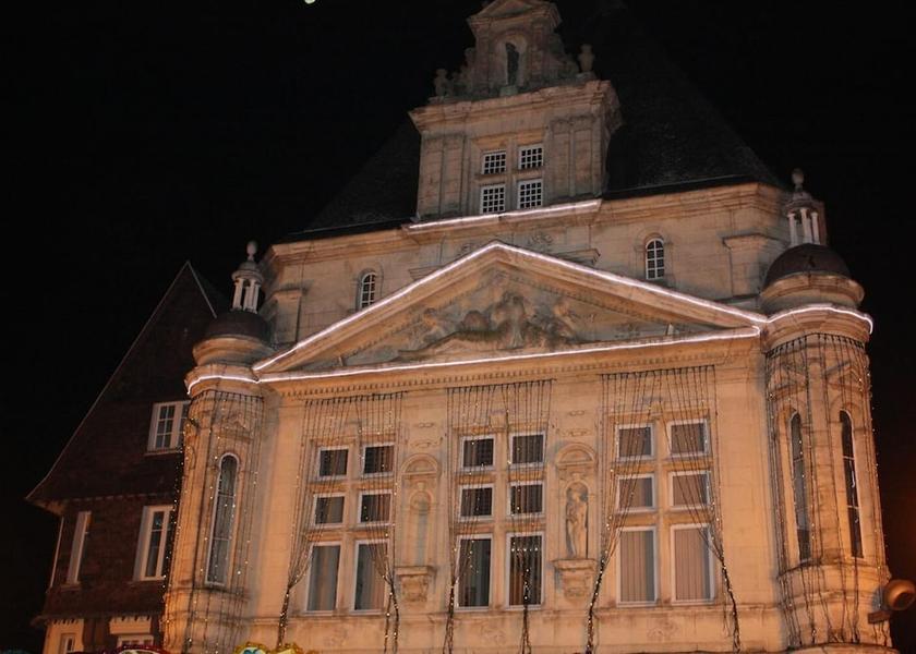 Hauts-de-France Peronne Exterior Detail