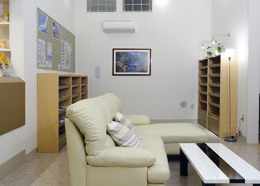 Yamanashi Fuefuki Interior Entrance