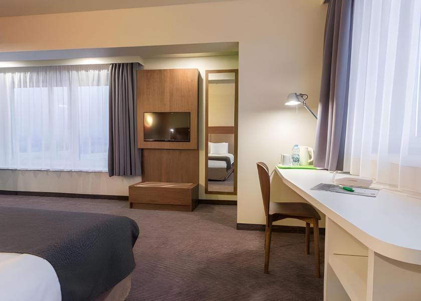 Lesser Poland Voivodeship Nowy Targ Deluxe Double Room with Mountain View