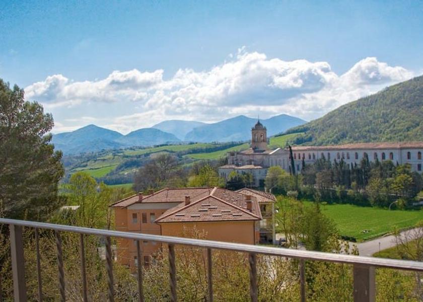 Marche Sassoferrato Balcony