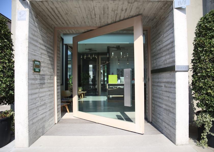 Lombardy Milan Porch