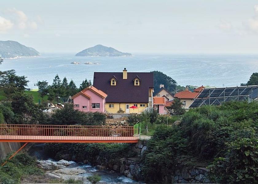 South Gyeongsang Namhae Exterior Detail