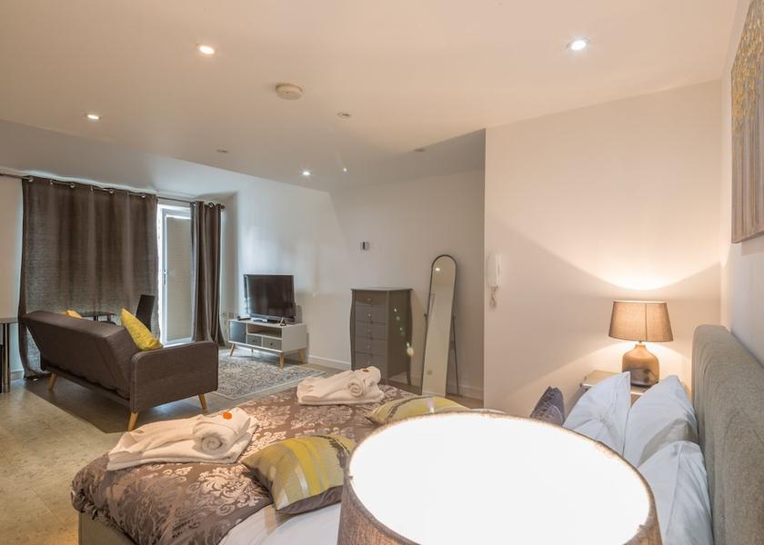 England Cambridge Room