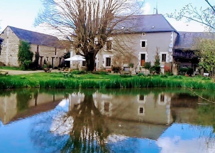 Centre - Loire Valley Nouatre Facade