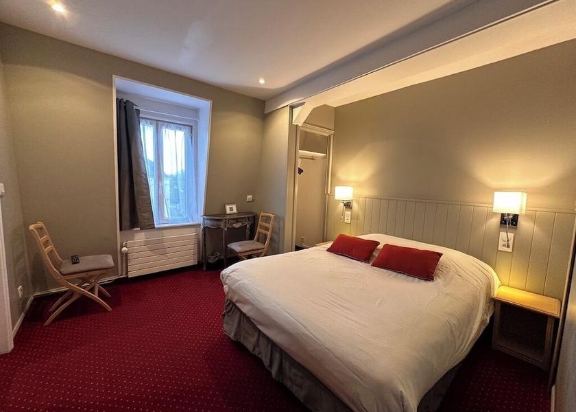 Normandy Beuzeville Room