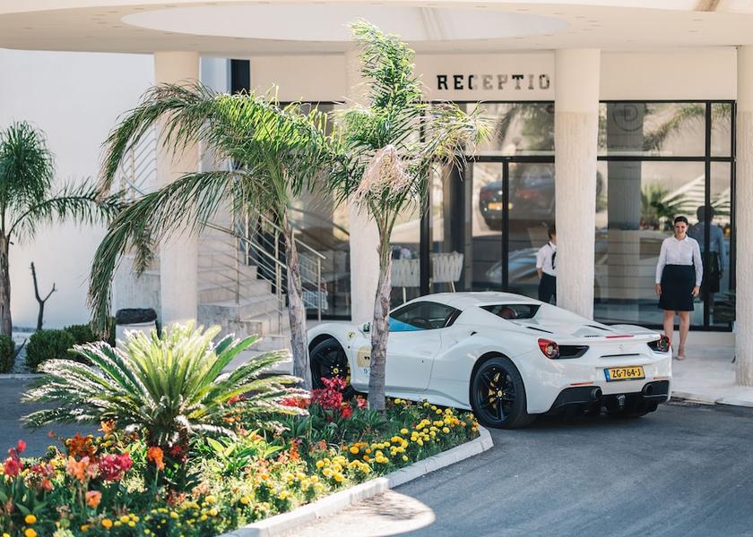 Bar Municipality Bar Facade