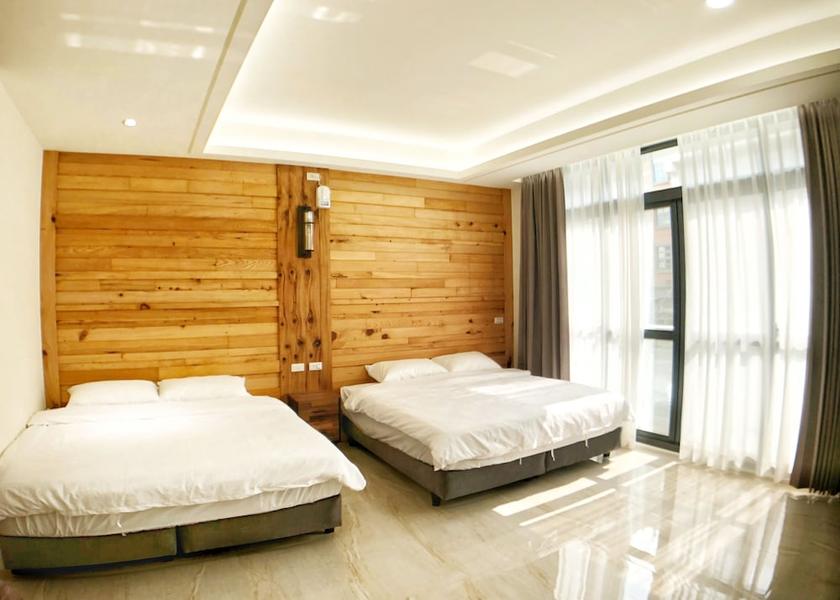Chiayi County Zhuqi Room