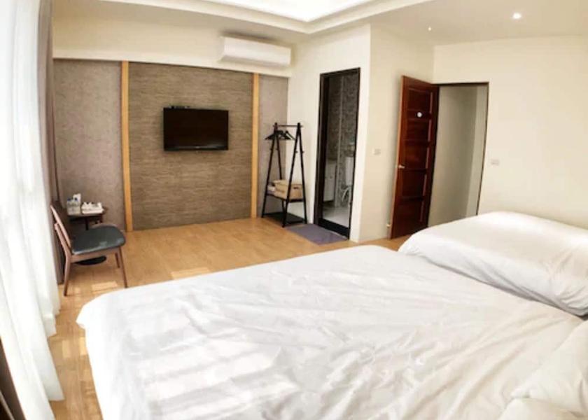 Chiayi County Zhuqi Room