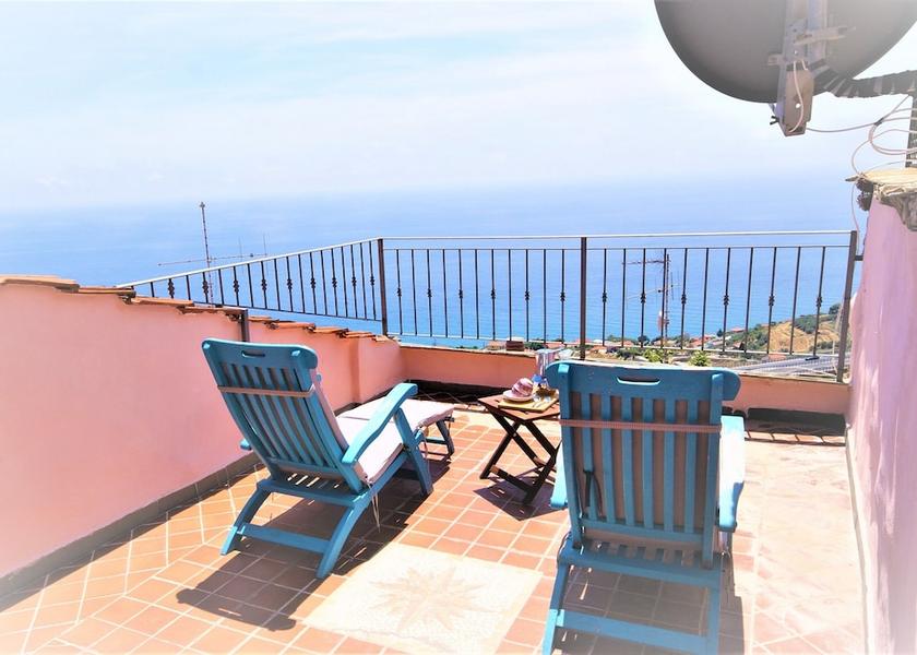 Liguria Costarainera Terrace