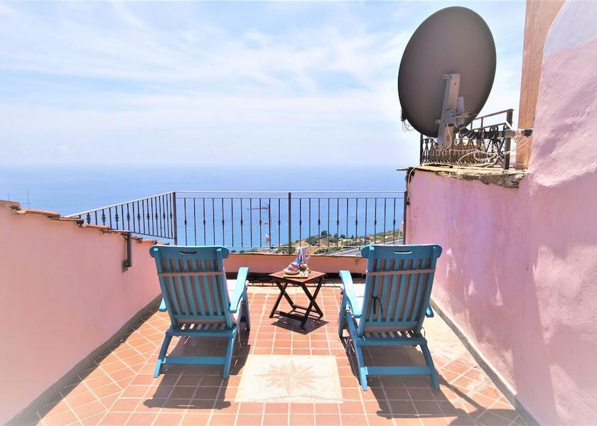 Liguria Costarainera Terrace