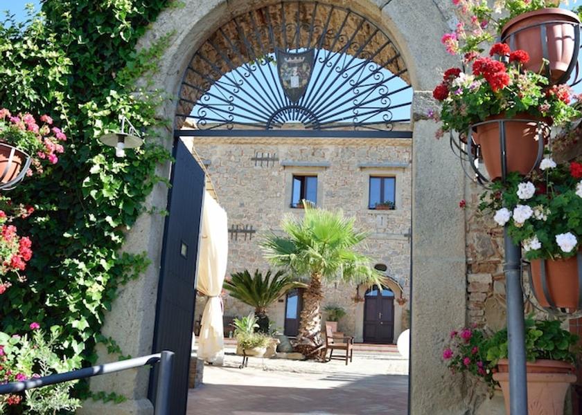 Sicily Caltagirone Exterior Detail