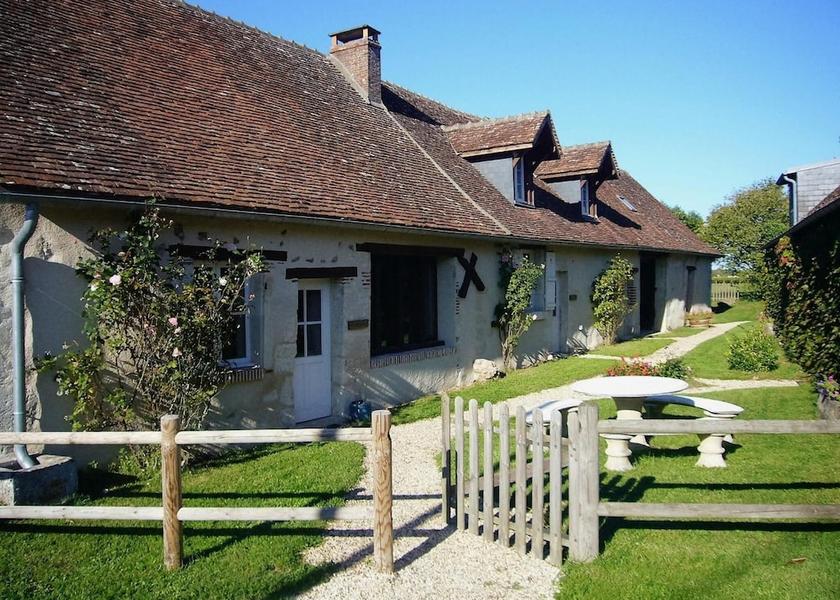 Centre - Loire Valley Limeray Exterior Detail