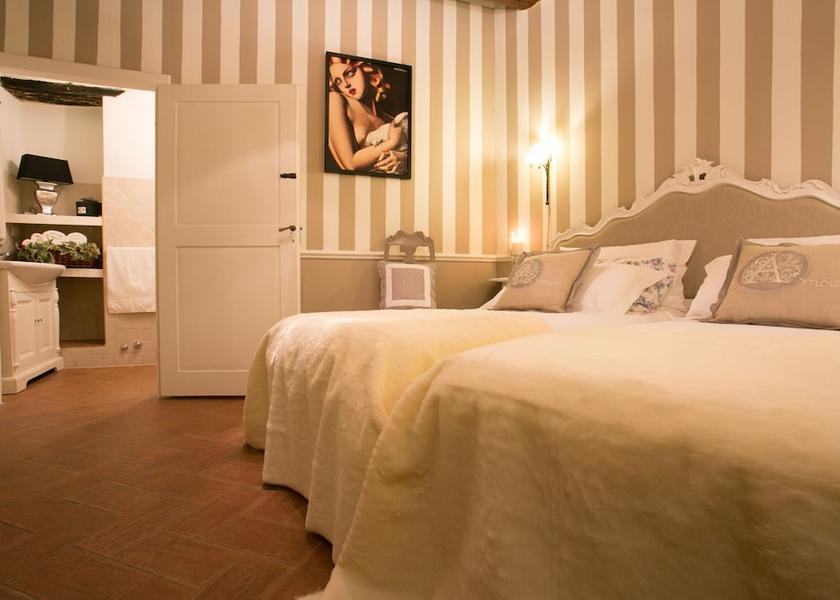 Tuscany Castiglion Fiorentino Room