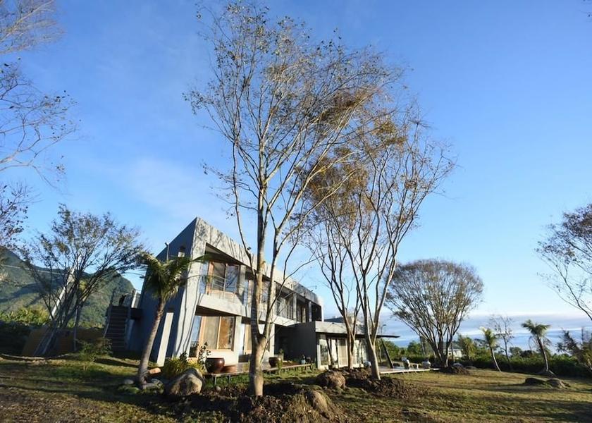 Taitung County Donghe Exterior