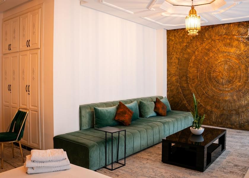 Oriental Nador Room
