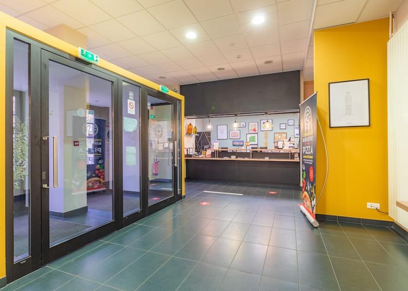 Grand Est Strasbourg Reception