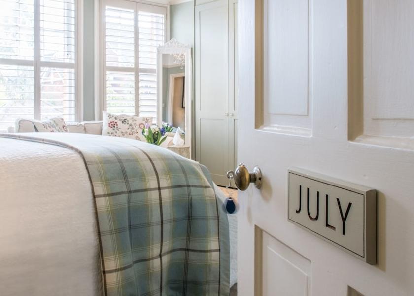 England Weybridge Room