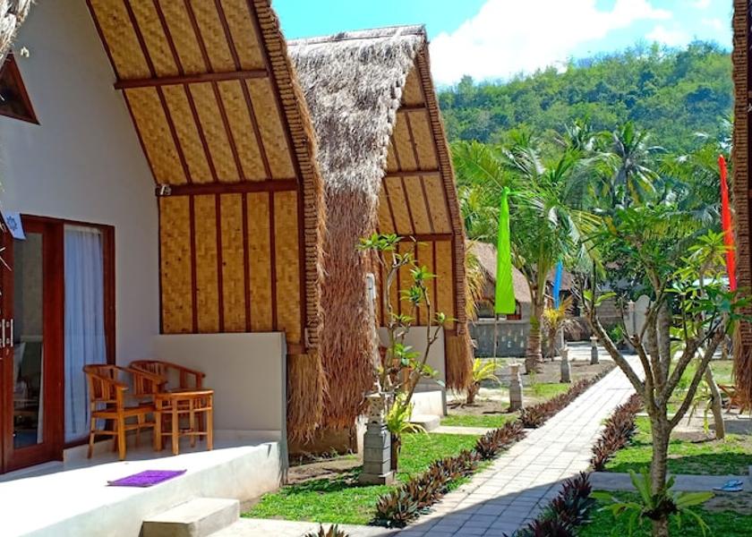  Penida Island Exterior Detail