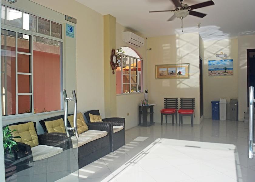 Galapagos Puerto Ayora Interior Entrance
