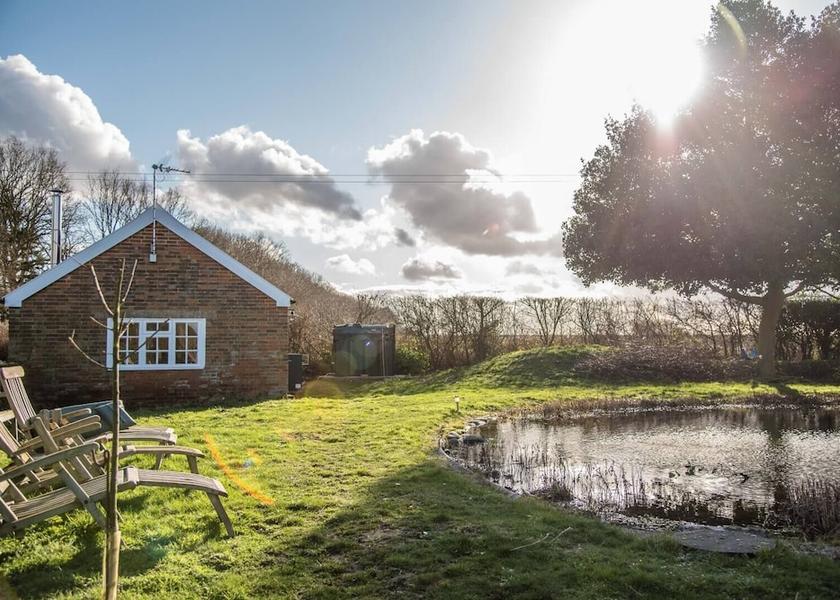 Virginia Woodbridge Property Grounds